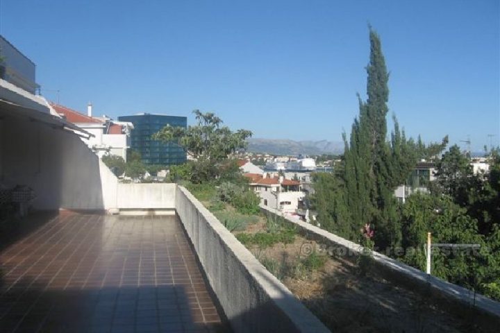 Meje, Apartment with an open sea view, for sale