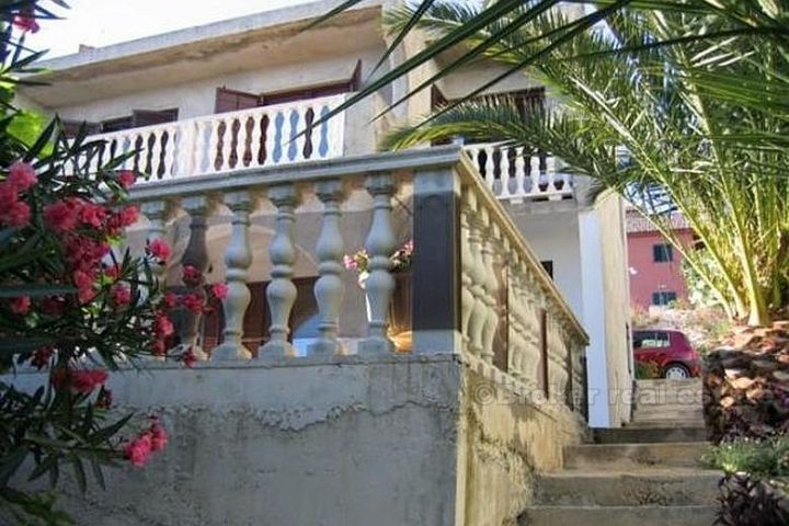 Beautiful family house with an open sea view, for sale