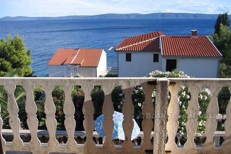 Krásný rodinný dům s otevřeným výhledem na moře, k prodeji