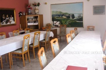 Nice hotel with panoramic sea view, for sale