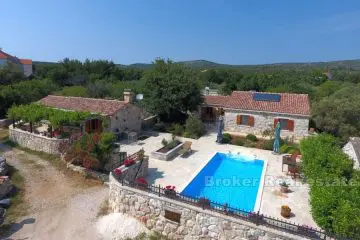 Renovated stone houses with swimming pool