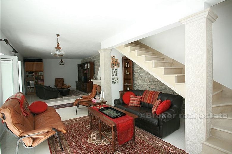 Beautiful villa in the center of town, for sale