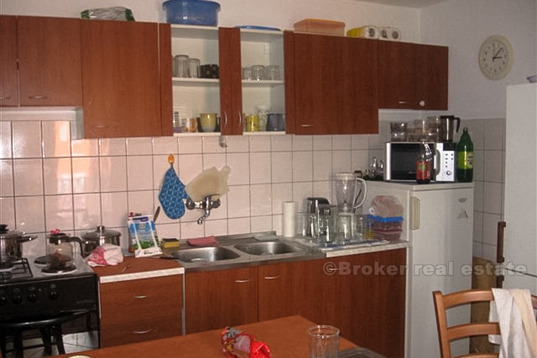 House with two 1-bedroom apartments, for sale