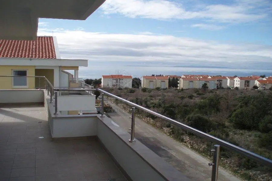 Novoizgrađeni apartmani s pogledom na more, na prodaju