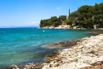 Sea front house for sale on island of Brac
