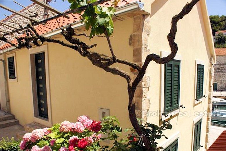 Traditionelles dalmatinisches Haus, zum Verkauf