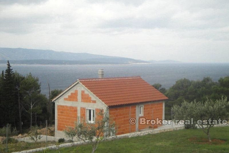 Uferdig hus med fantastisk utsikt over havet