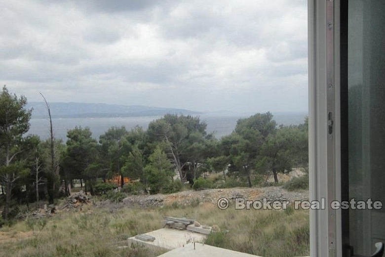 Unfinished house with stunning views of the sea