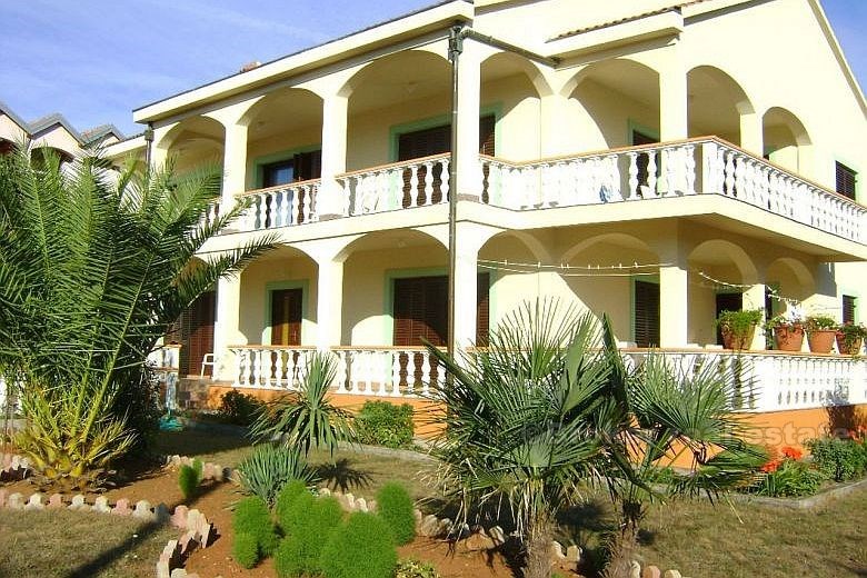 Villa in the beautiful town, for sale