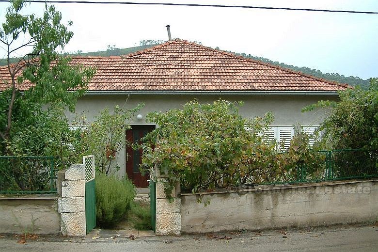 Haus auf der Südseite der Insel, zum Verkauf