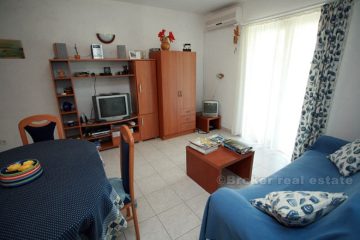 2 apartments ideal for vacation, for sale