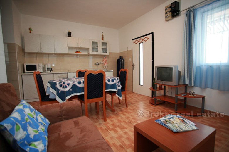 2 apartments ideal for vacation, for sale