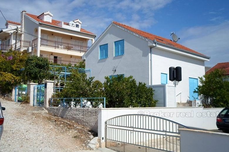 Modern villa, 150 meters from the beach