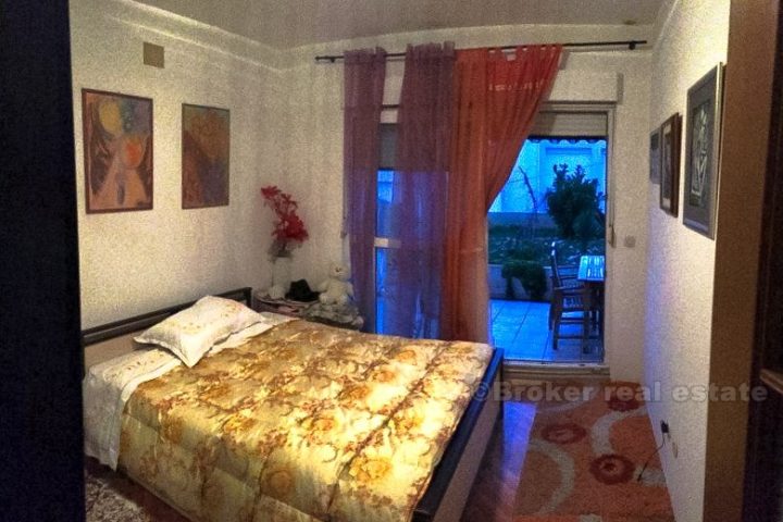 Pazdigrad, One bedroom apartment, for sale