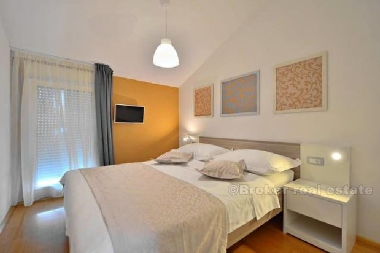 Znjan, Furnished and equipped two bedroom apartment, for sale