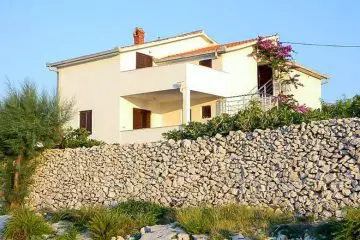 House at the seafront, for sale