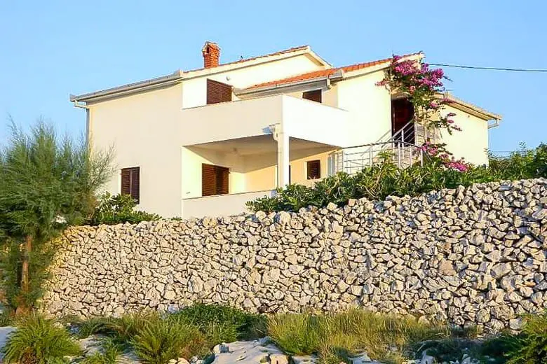 Haus an der Strandpromenade, zum Verkauf