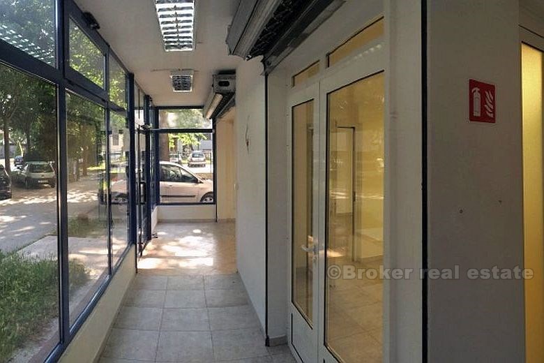 Commercial Space next to Poljicka road, for sale