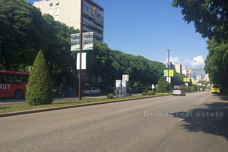 Commercial Space next to Poljicka road, for sale