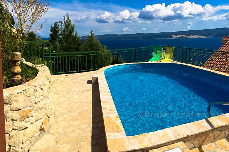 Attraktive Villa mit Schwimmbad, zum Verkauf