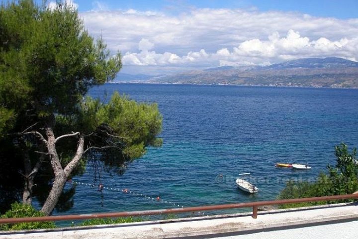 A house by the sea