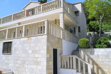 Attractive villa, for sale