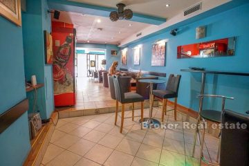 Cafe with inventory, for sale