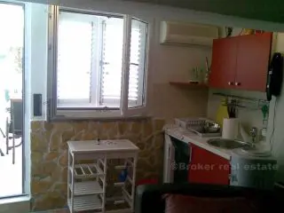 Apartment + studio apartment with parking, for sale