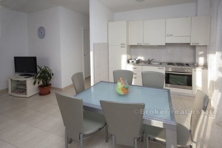 Apartment 50 meters from the beach, for sale