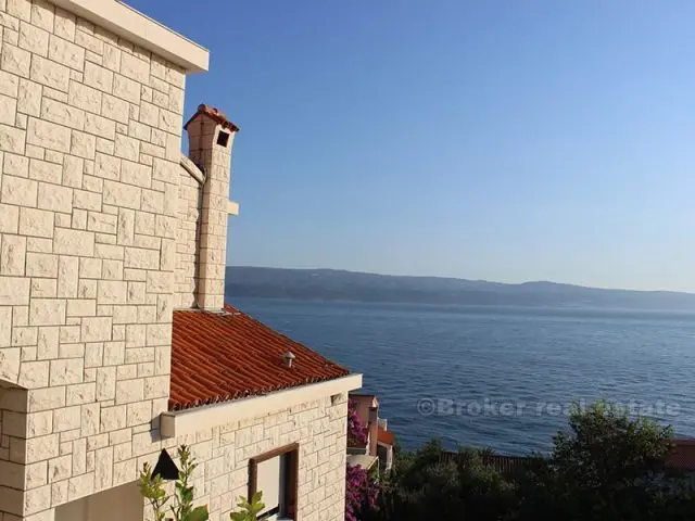 Villa with stunning sea views, for sale