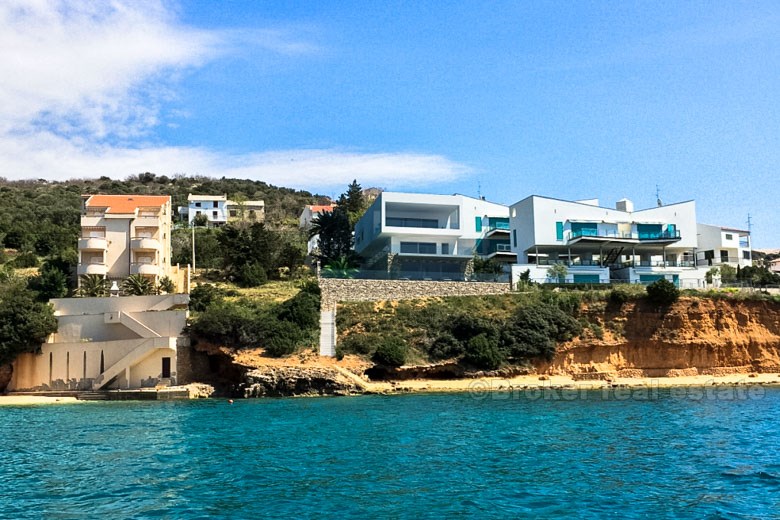 Luksus leilighet med privat strand