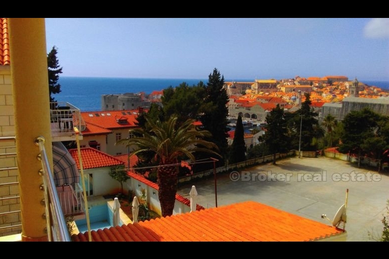 Hus med vakker utsikt over Dubrovnik, til salgs