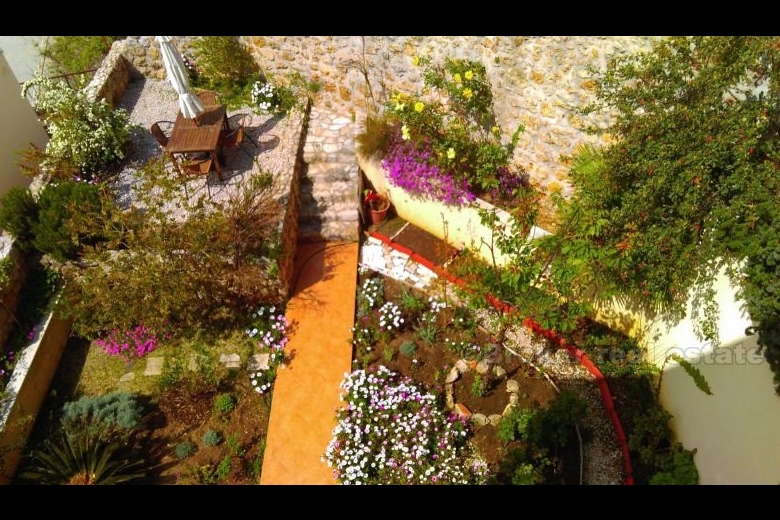 Dům s překrásným výhledem na Dubrovník na prodej