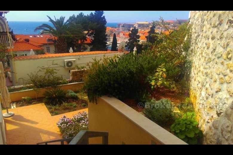 Hus med vakker utsikt over Dubrovnik, til salgs