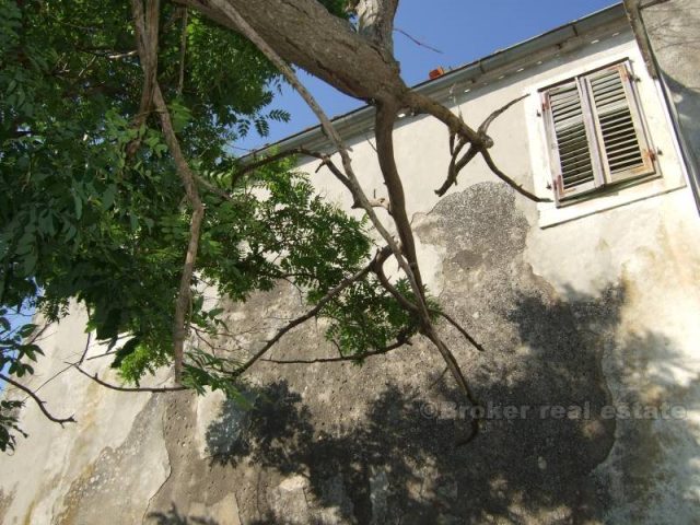 Stone house for renovation