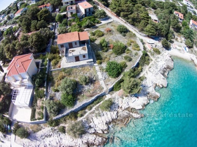 Unfinished family house by the sea