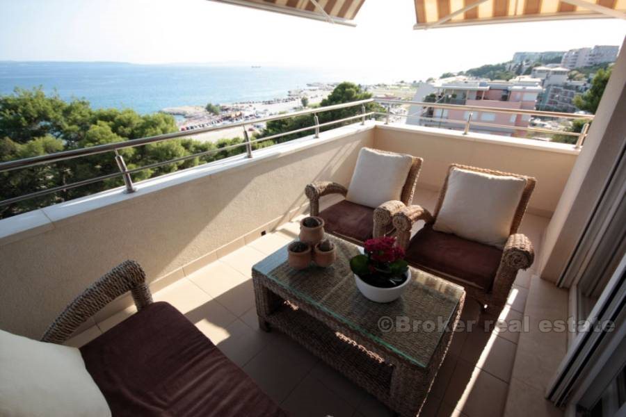Znjan, Large luxury apartment, for sale