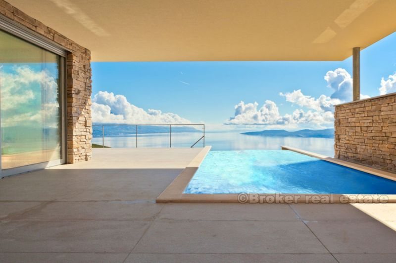 Villa with a panoramic view