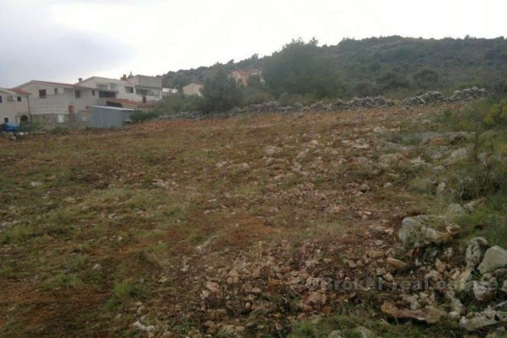 Building land, for sale