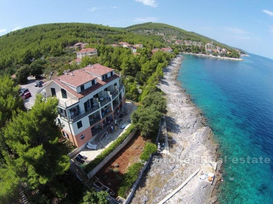 Apartment by the sea, for sale