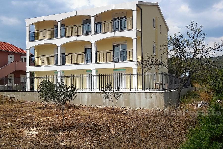 New house with 7 apartments, for sale