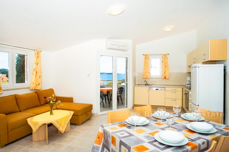 Fully equipped apartment located 80 meters from the beach