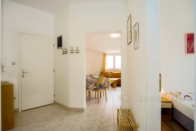 Fully equipped apartment located 80 meters from the beach