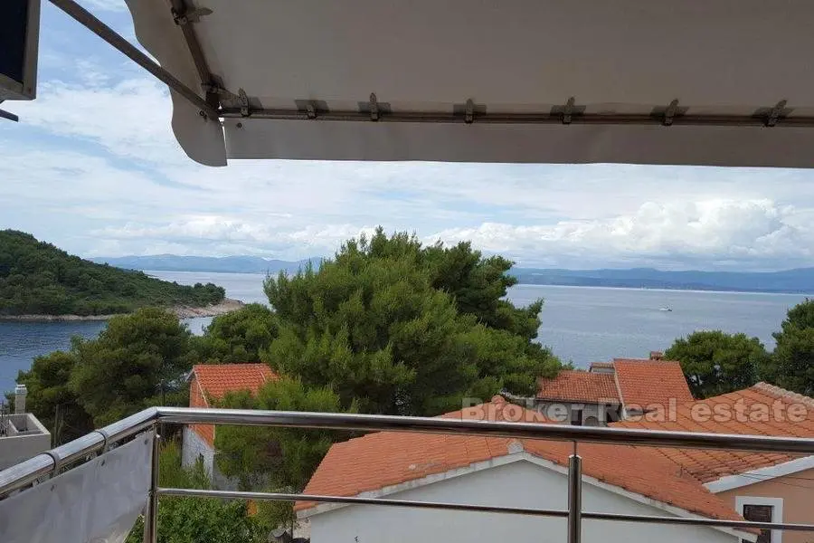 To-roms leilighet med utsikt over havet, til salgs