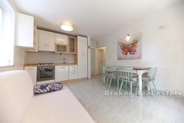 Renovated two bedroom apartment near the sea