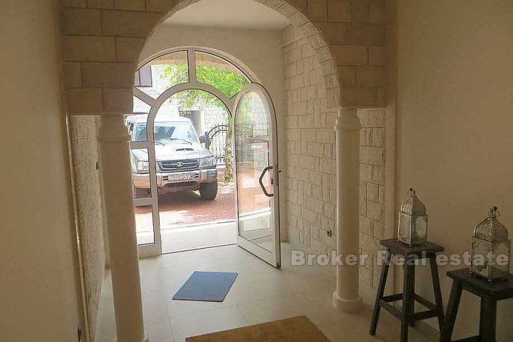 Residential - business house, for sale