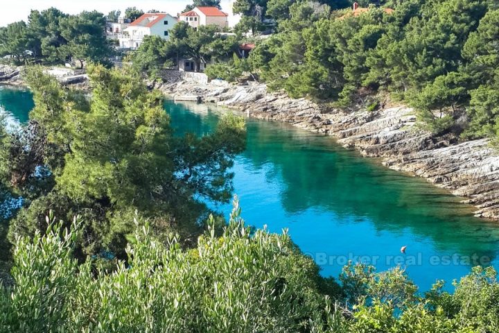 House is situated on 2nd row from the sea, with very nice panoramic sea view.