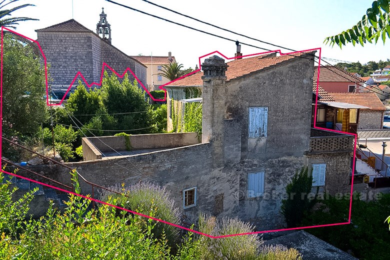 Romantisches dalmatinisches Haus zur Renovierung