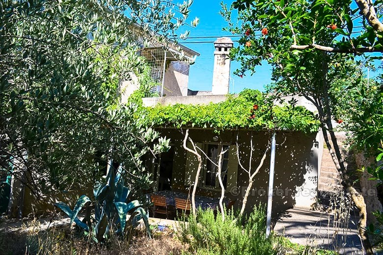 Romantický dalmatský dům pro renovaci