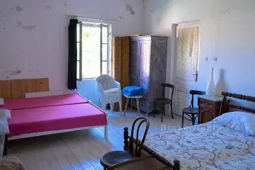 Romantic Dalmatian house for renovation